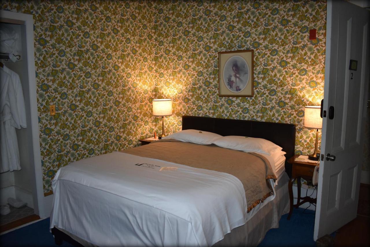 Inn At The Agora Lewiston Bagian luar foto