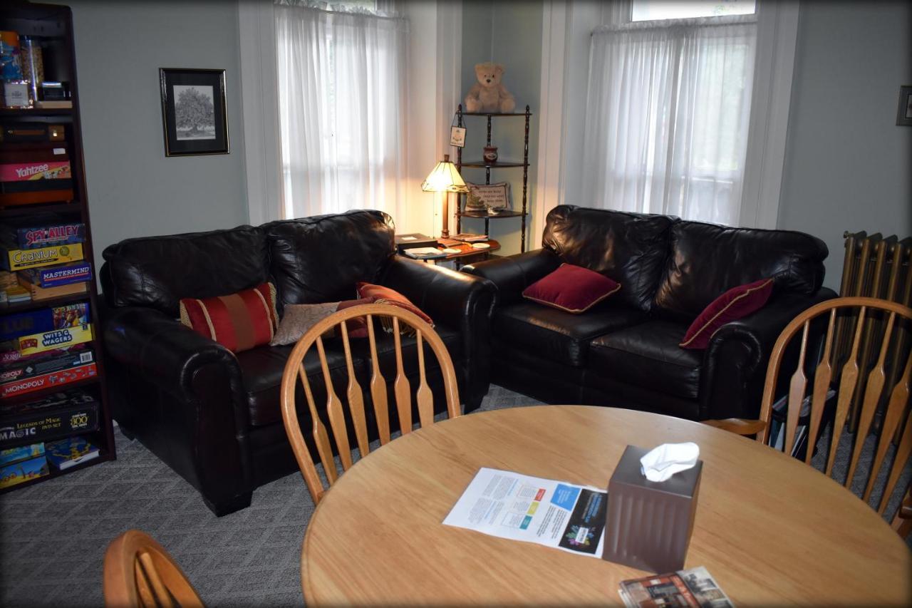 Inn At The Agora Lewiston Bagian luar foto