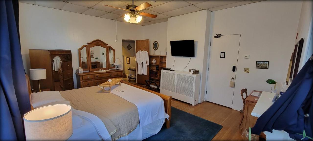 Inn At The Agora Lewiston Bagian luar foto