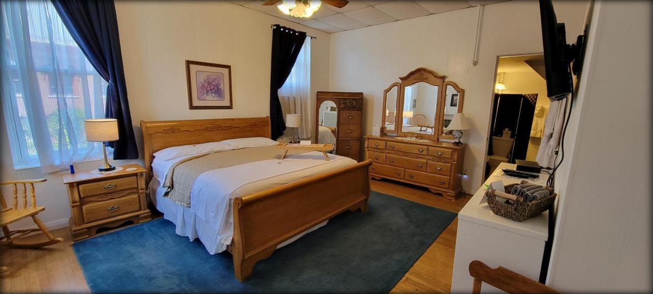 Inn At The Agora Lewiston Bagian luar foto